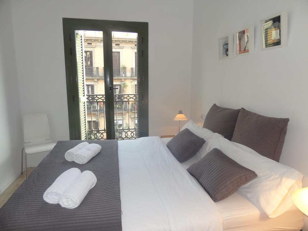 Plaza Catalunya City Center Apartments Barcelona Ruang foto