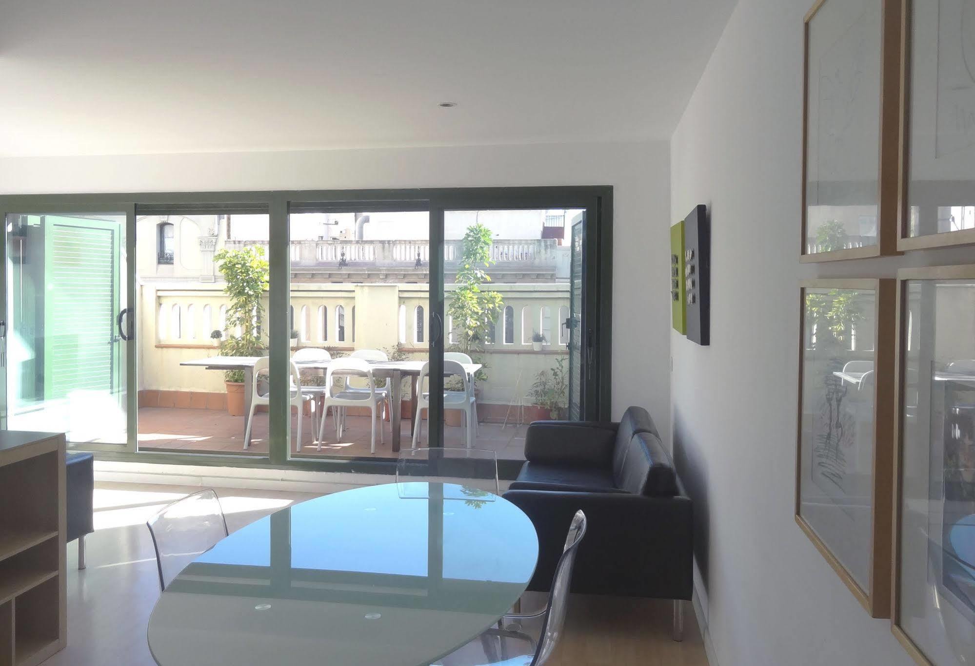 Plaza Catalunya City Center Apartments Barcelona Bagian luar foto